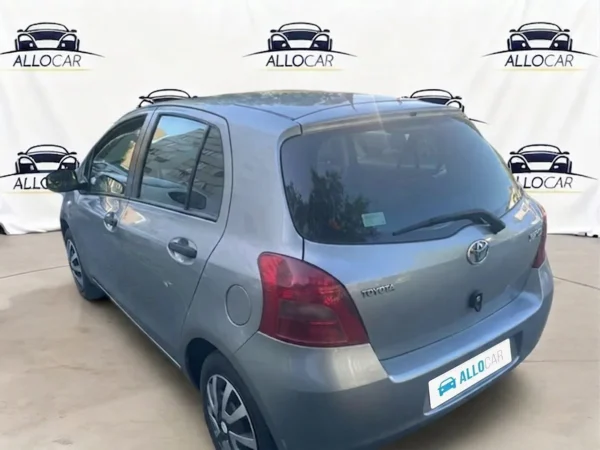 TOYOTA YARIS II Luna 2006