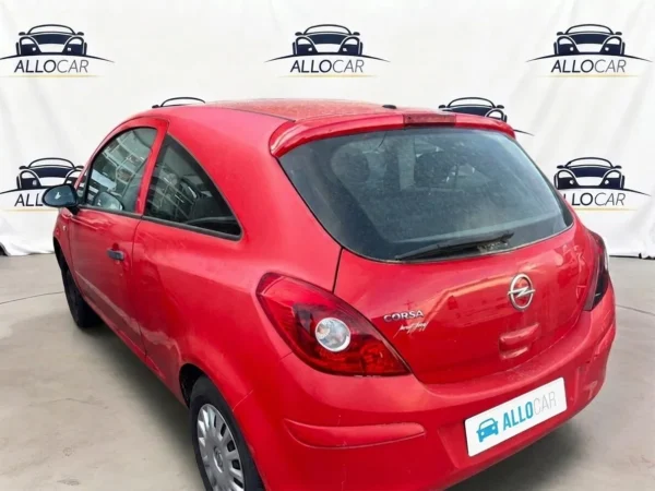 OPEL CORSA Essentia 2013