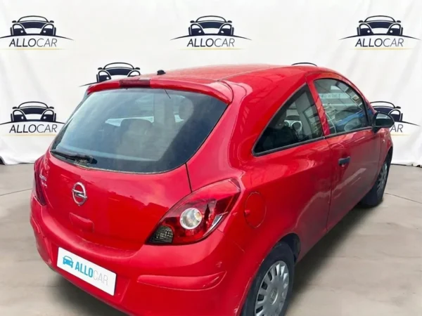 OPEL CORSA Essentia 2013