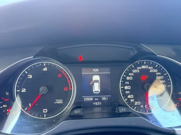 AUDI A4 AVANT N1 AMBITION LUXE 2010