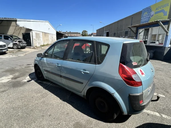 RENAULT SCENIC II Authentique 2007