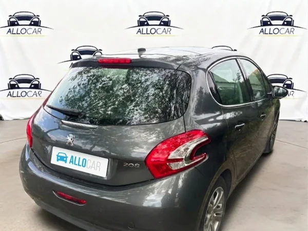 PEUGEOT 208 Allure 2013
