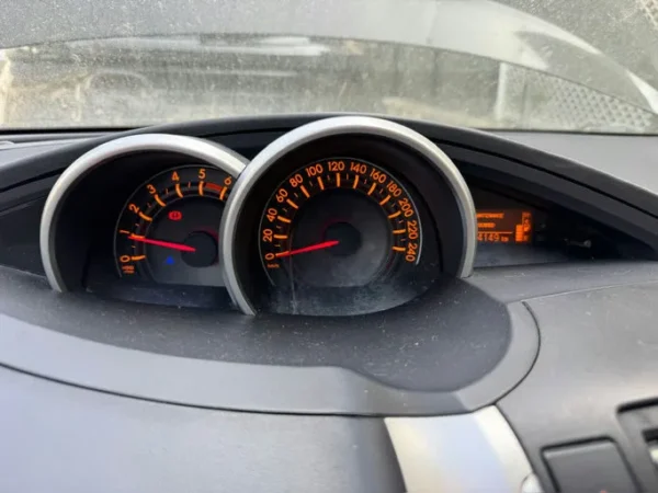 TOYOTA VERSO SkyView 2013