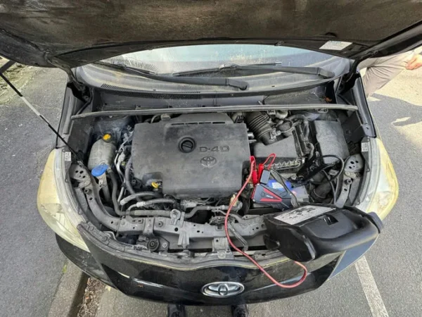 TOYOTA VERSO SkyView 2013