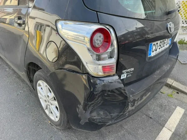 TOYOTA VERSO SkyView 2013