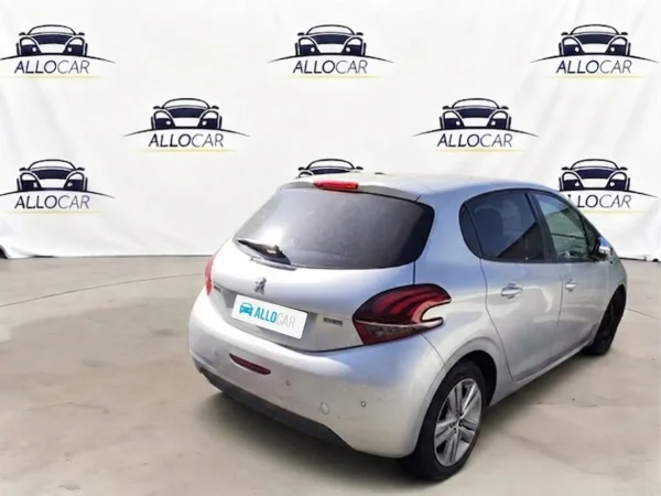 PEUGEOT 208 Style 2016