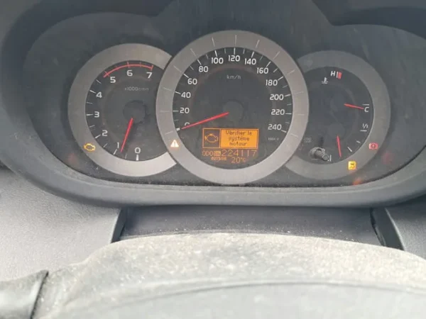 TOYOTA RAV4 Lounge 2011