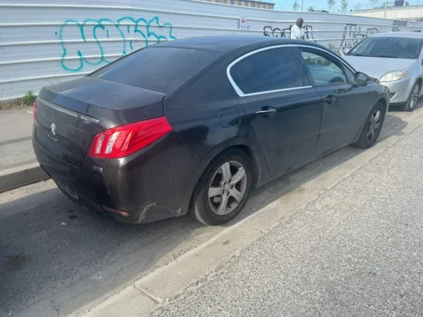 PEUGEOT 508 HYBRID4 Allure 2013