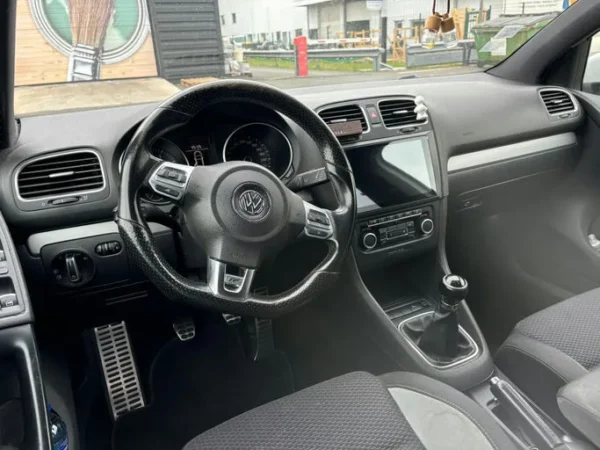 VOLKSWAGEN GOLF Confortline 2012
