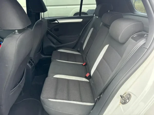 VOLKSWAGEN GOLF Confortline 2012