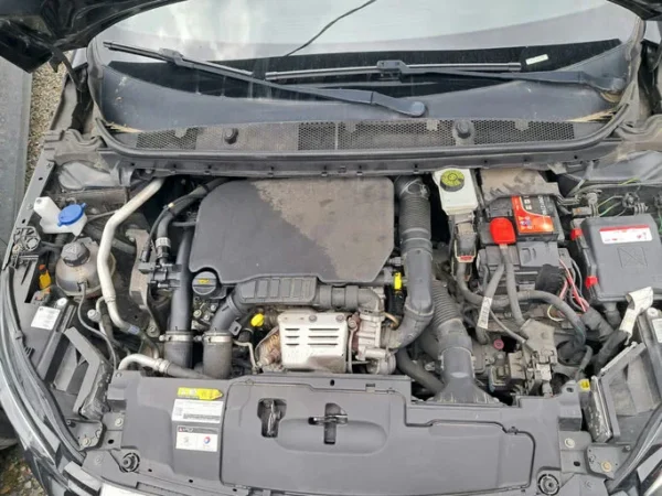 PEUGEOT 308 GT Line 2015