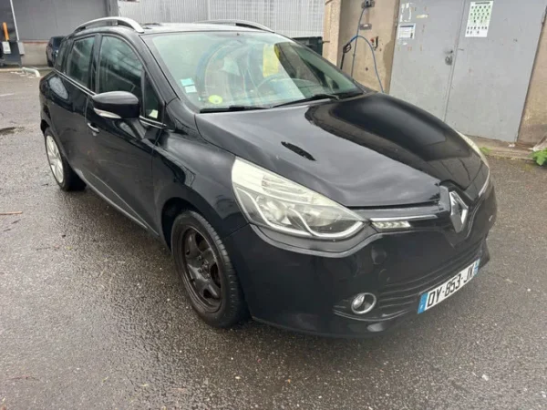 RENAULT CLIO IV ESTATE Intens 2015
