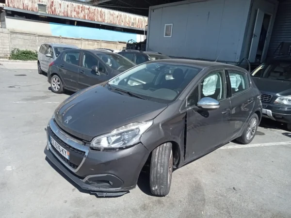 PEUGEOT 208 Allure 2018