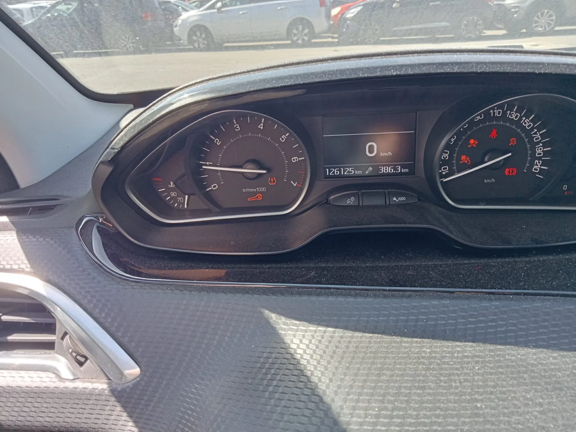 PEUGEOT 208 Allure 2018 – Image 6