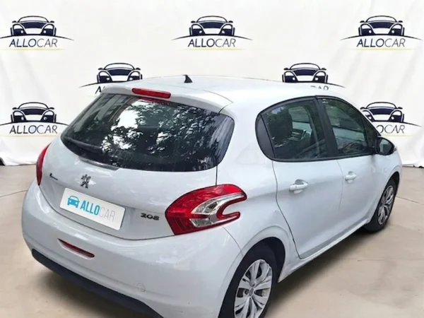 PEUGEOT 208 Access 2013