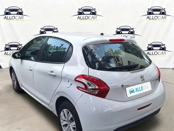 PEUGEOT 208 Access 2013