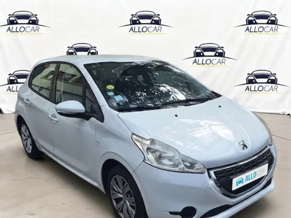 PEUGEOT 208 Access 2013