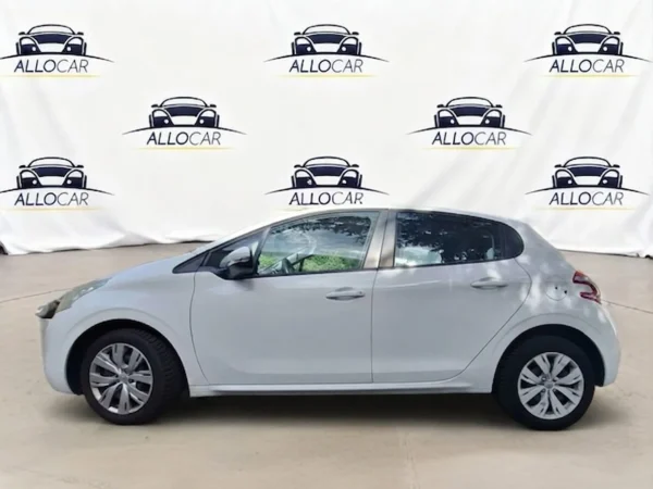PEUGEOT 208 Access 2013