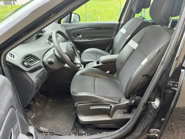 RENAULT SCENIC III Dynamique Energy 2013