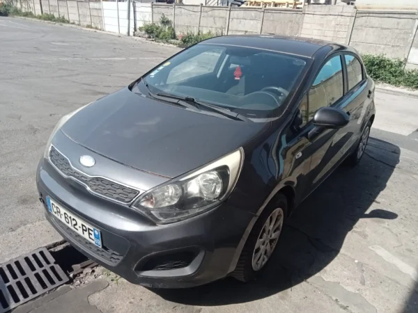 KIA RIO Style 2013
