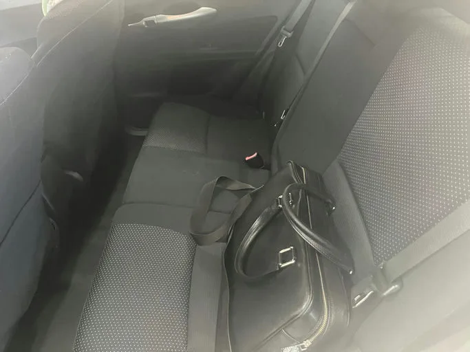 TOYOTA AURIS Active 2012 – Image 10