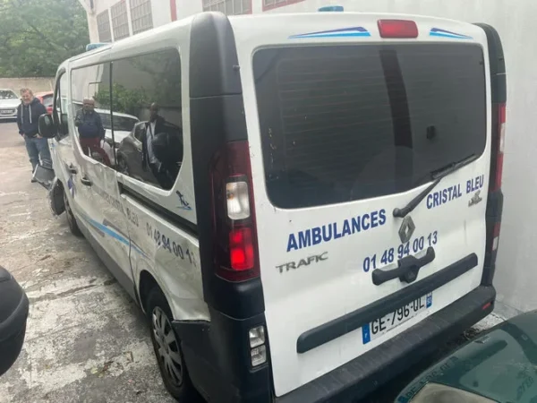 RENAULT TRAFIC FOURGON CONFORT 2022
