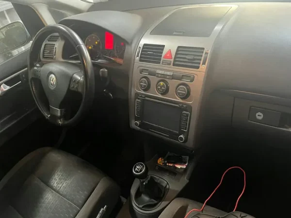 VOLKSWAGEN TOURAN Confortline 2007