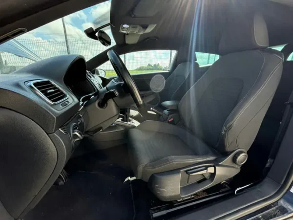 VOLKSWAGEN SCIROCCO Sportline 2011
