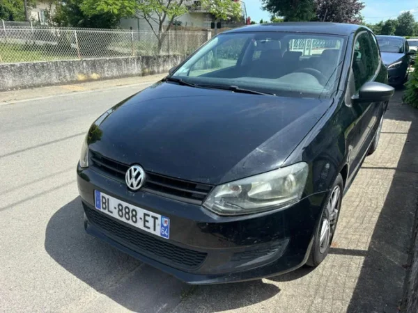 VOLKSWAGEN POLO Trendline 2011