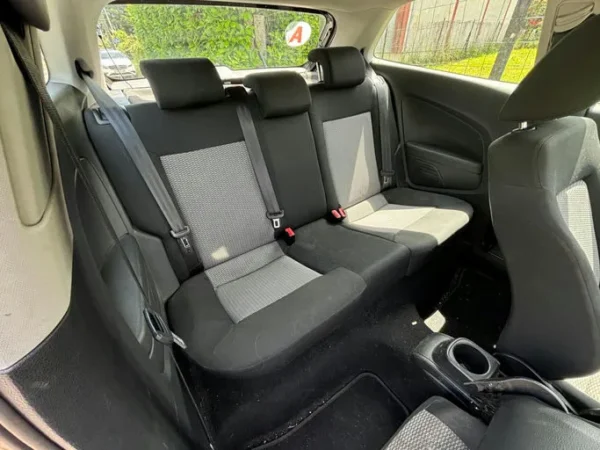 VOLKSWAGEN POLO Trendline 2011