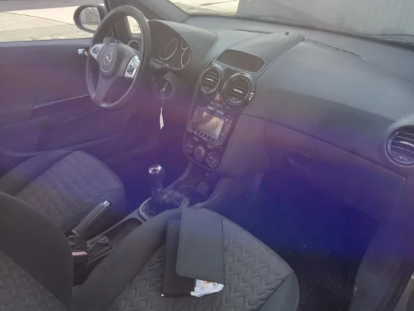 OPEL CORSA Cosmo 2013