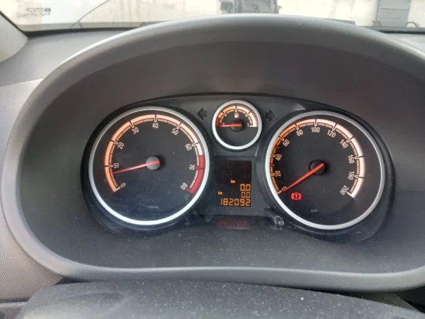OPEL CORSA Cosmo 2013