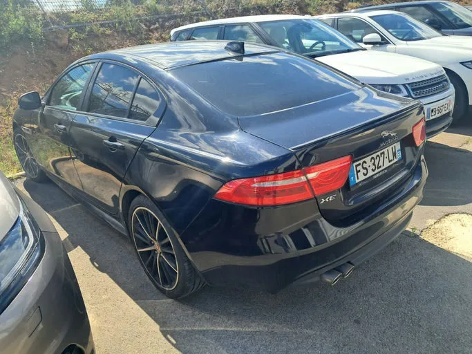 JAGUAR XE R-Sport 2018 – Image 4