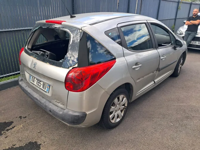 PEUGEOT 207 SW Premium 2009 – Image 3