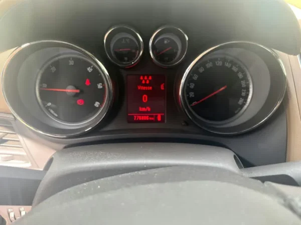 OPEL ZAFIRA 111 2012