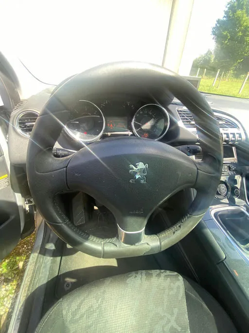 PEUGEOT 3008 Premium Pack 2009 – Image 10
