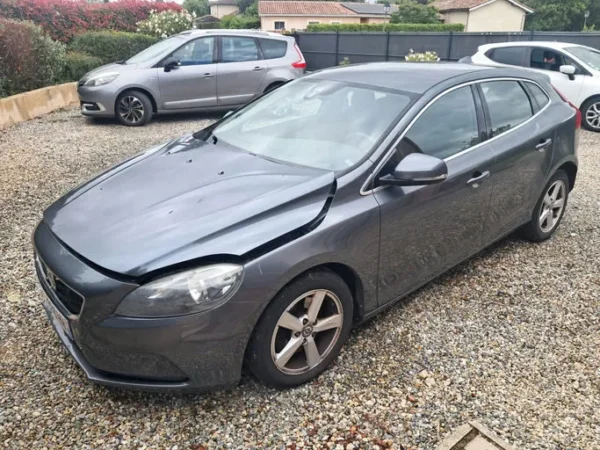VOLVO V40 BUSINESS Momentum Business Powershift A 2013