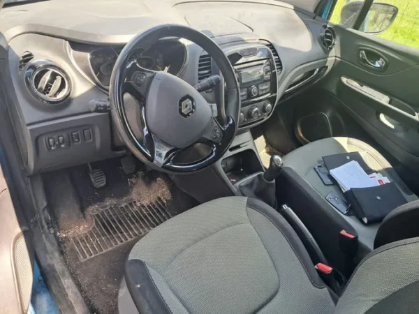 RENAULT CAPTUR Zen 2014