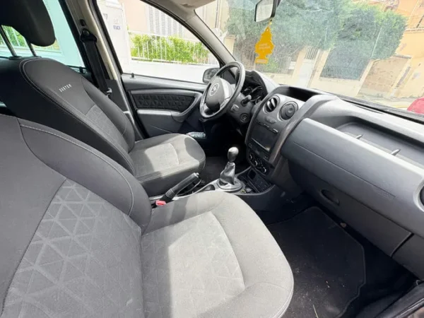 DACIA DUSTER Lauréate 2015
