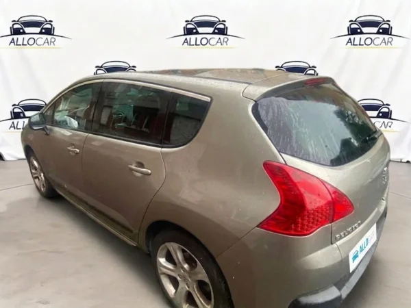 PEUGEOT 3008 Féline 2013