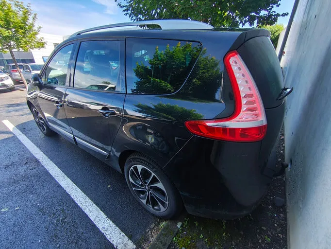 RENAULT GRAND SCENIC III Bose Edition 7 pl 2015 – Image 2