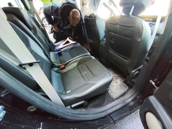 RENAULT GRAND SCENIC III Bose Edition 7 pl 2015 – Image 3