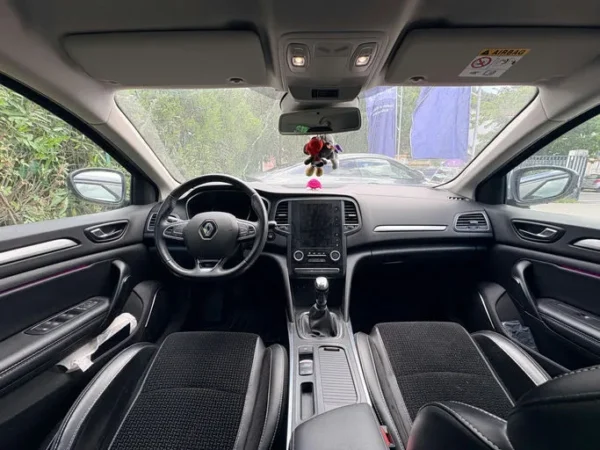 RENAULT MEGANE IV BERLINE Intens 2016