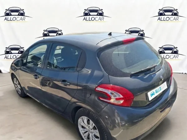 PEUGEOT 208 Active 2013