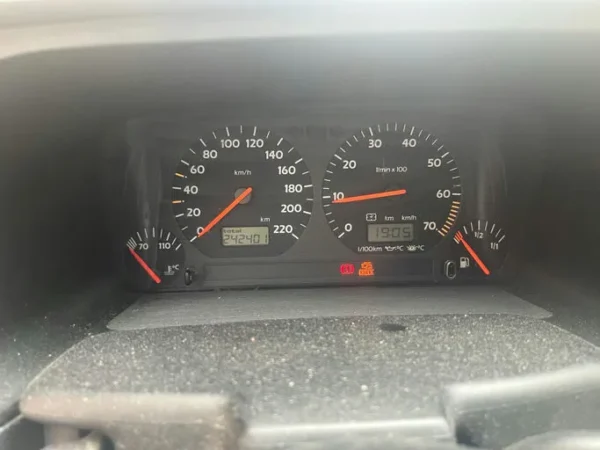 VOLKSWAGEN GOLF CABRIOLET Carat 2002