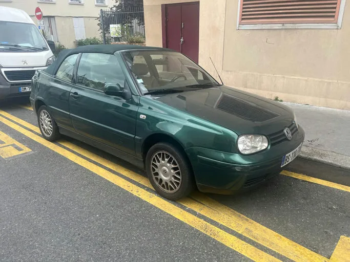 VOLKSWAGEN GOLF CABRIOLET Carat 2002 – Image 7