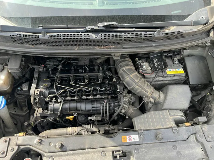 KIA CARENS Active 2014 – Image 5