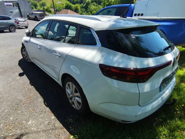 RENAULT MEGANE IV ESTATE BUSINESS Business 2021