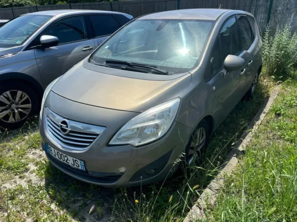OPEL MERIVA Cosmo 2011