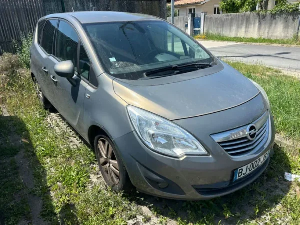 OPEL MERIVA Cosmo 2011
